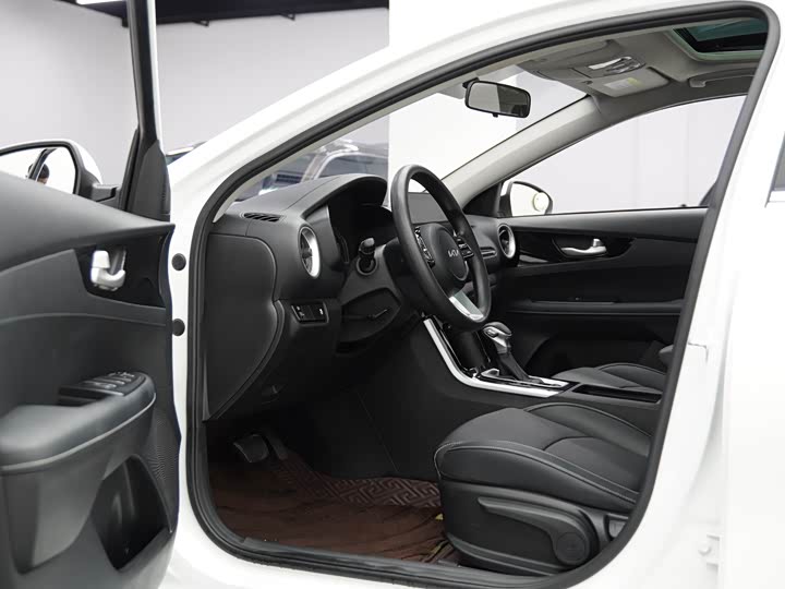 Kia K3 2021 2021款 1.5L CVT时尚版