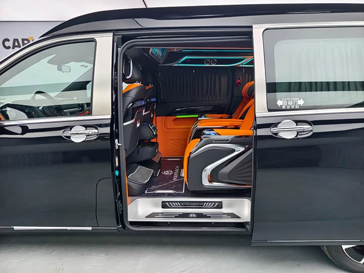 Mercedes-Benz Vito 2024 2024款 2.0T 商务版 7座