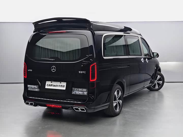 Mercedes-Benz Vito 2024 2024款 2.0T 商务版 7座