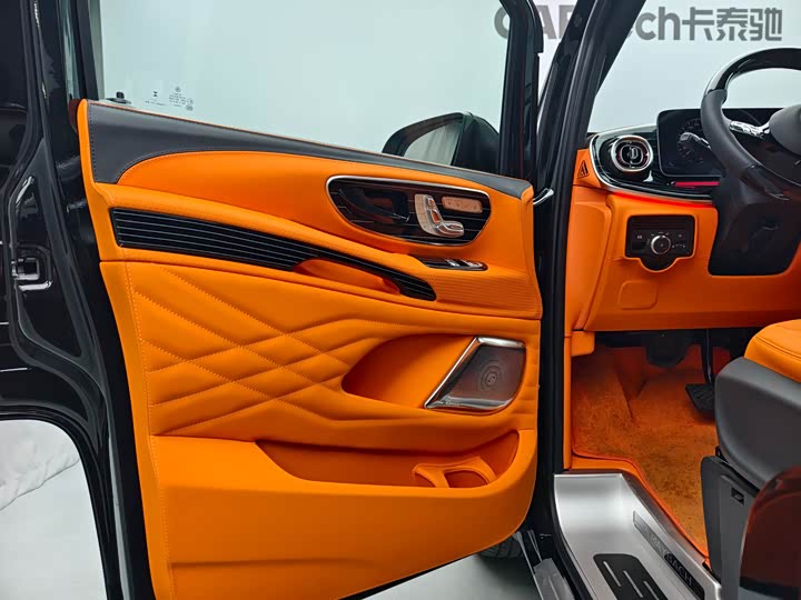 Mercedes-Benz Vito 2024 2024款 2.0T 商务版 7座