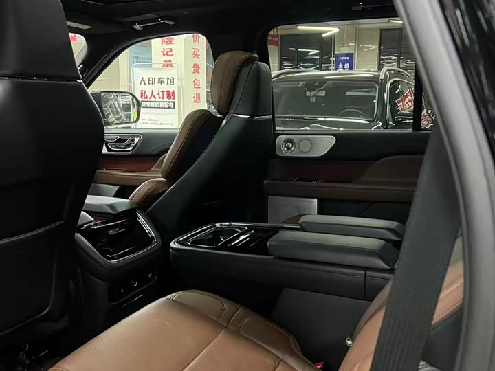 Lincoln Navigator 2022 2022款 3.5T 尊耀版