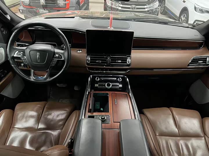 Lincoln Navigator 2022 2022款 3.5T 尊耀版