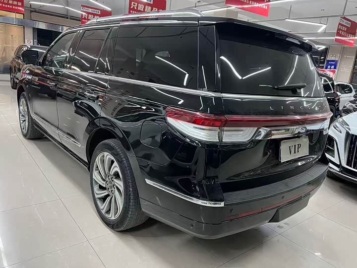 Lincoln Navigator 2022 2022款 3.5T 尊耀版