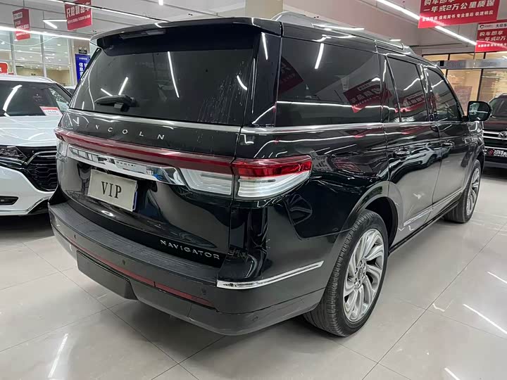 Lincoln Navigator 2022 2022款 3.5T 尊耀版