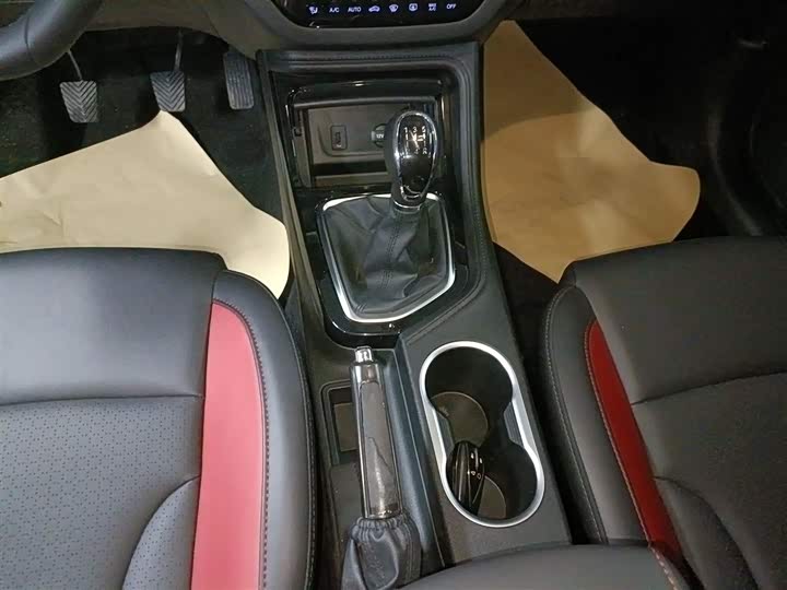 Changan CS35 Plus 2022 2022款 1.6L 手动豪华版