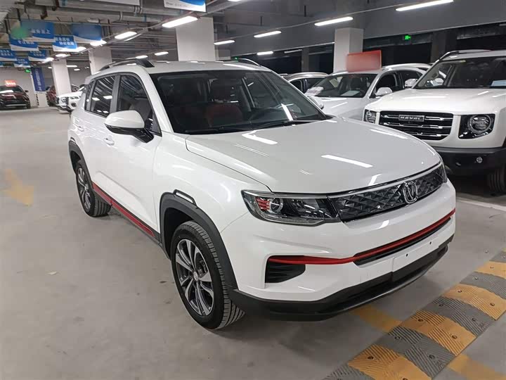Changan CS35 Plus 2022 2022款 1.6L 手动豪华版
