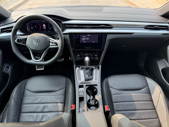 Volkswagen CC 2025 2025款 380TSI 夺目 众享款