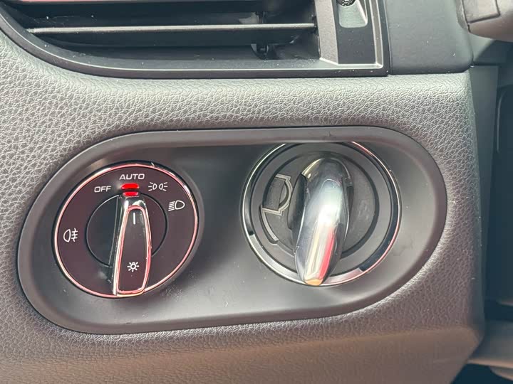 Porsche Macan 2024 2024款 Macan 2.0T