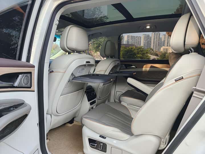 Dongfeng Forthing Yacht 2022 2022款 1.5T DCT逐浪版