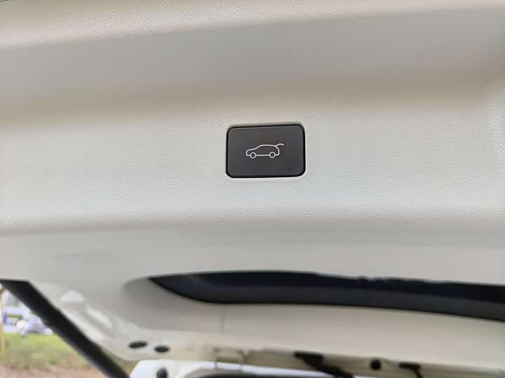 Dongfeng Forthing Yacht 2022 2022款 1.5T DCT逐浪版