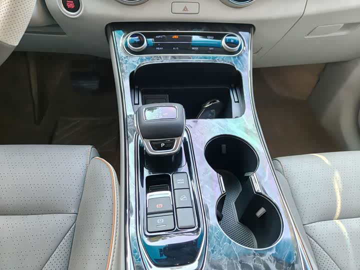 Dongfeng Forthing Yacht 2022 2022款 1.5T DCT逐浪版