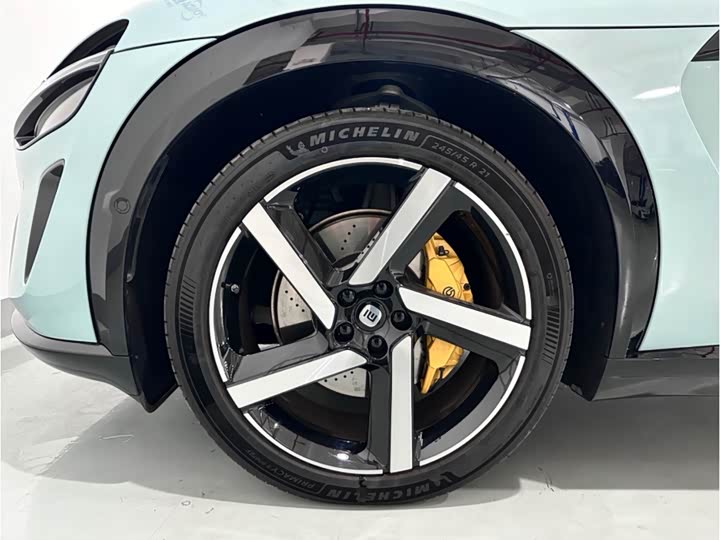 Xiaomi YU7 2025 2025款 超长续航高性能四驱Max版