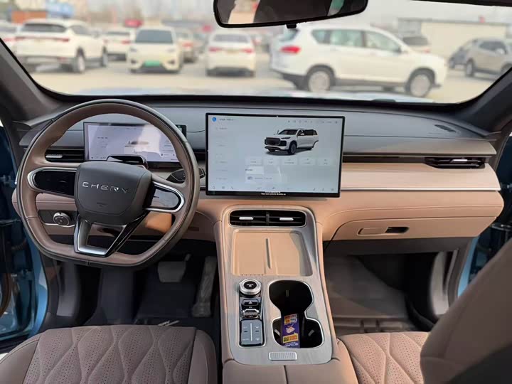 Chery Tiggo 8 Plus C-DM 2025 2025款 1.5T 116km 尊贵型 5座