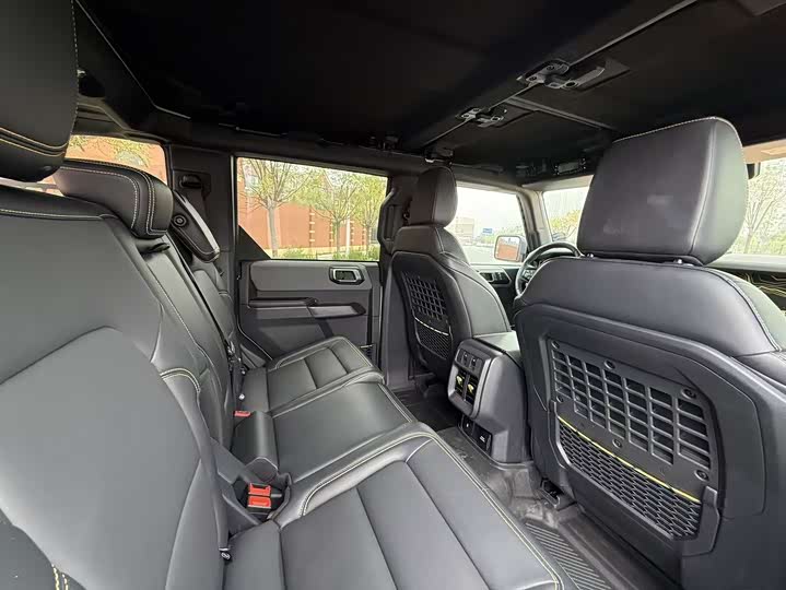 Ford Bronco 2024 2024款 2.3T 荒地