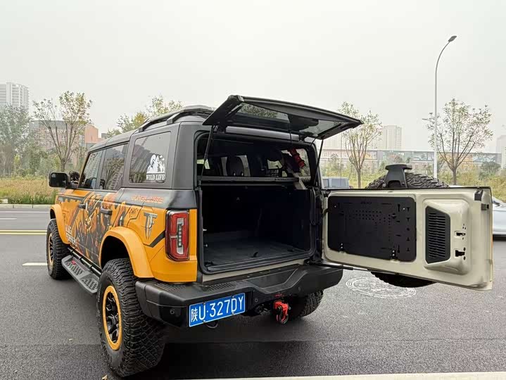 Ford Bronco 2024 2024款 2.3T 荒地