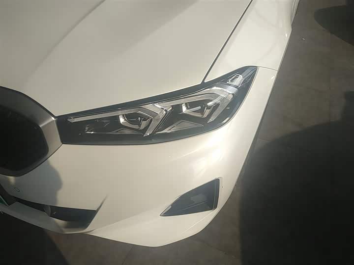 BMW i3 2025 2025款 eDrive 35 L