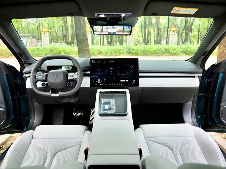 XPeng P7 2025 2025款 702 长续航 Ultra