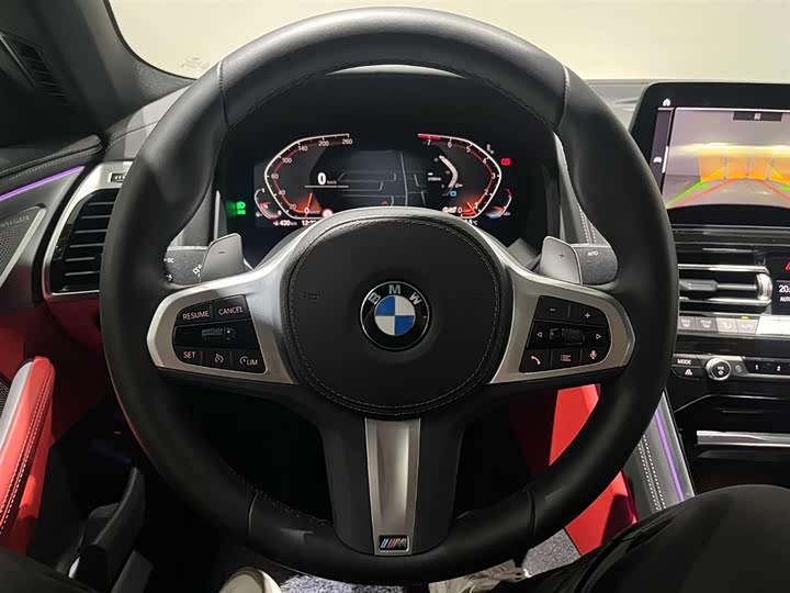 BMW 8 Series 2022 2022款 840i xDrive 四门轿跑车 M运动套装