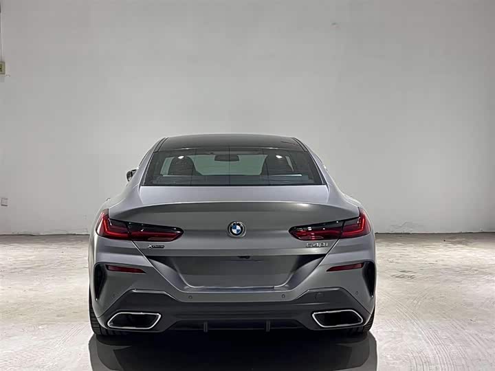 BMW 8 Series 2022 2022款 840i xDrive 四门轿跑车 M运动套装