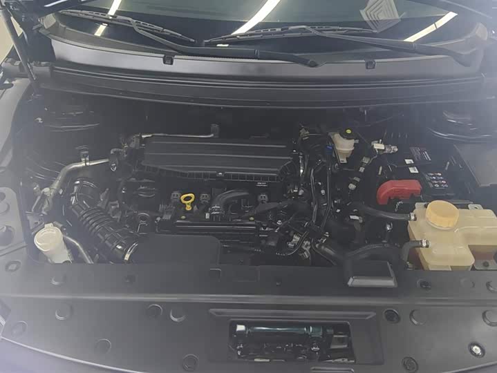 Dongfeng Forthing T5 2023 2023款 马赫版 1.5T DCT迅驰版 七座