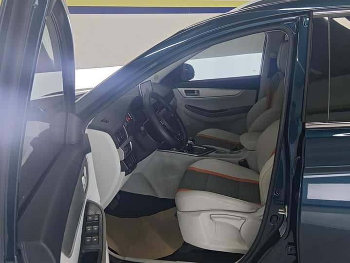 Dongfeng Forthing T5 2023 2023款 马赫版 1.5T DCT迅驰版 七座