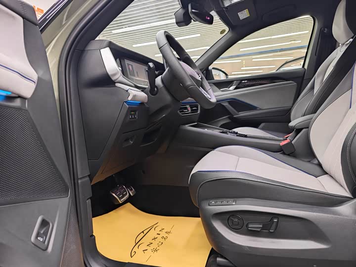 Volkswagen Tayron 2025 2025款 探岳L 380TSI 四驱豪华Easy包