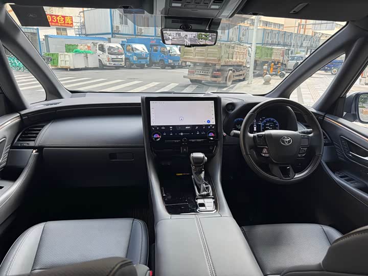 Toyota Alphard 2025 2025款 双擎 2.5L 尊贵黄金版