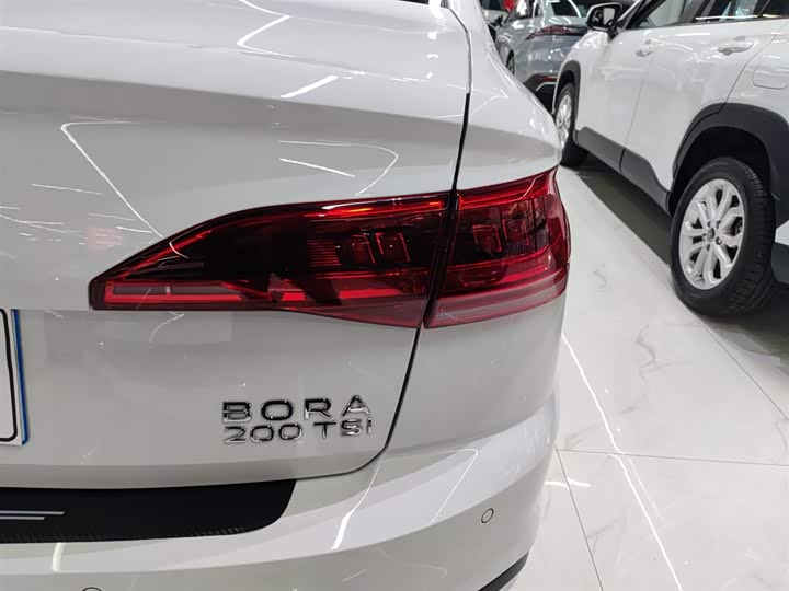 Volkswagen Bora 2025 2025款 200TSI DSG悦行导航版