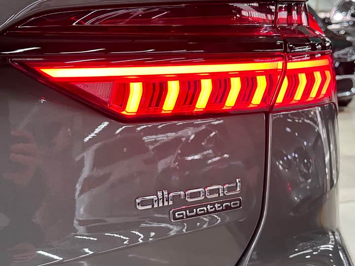 Audi A6 2024 2024款 allroad quattro 55 TFSI 尊享越野型