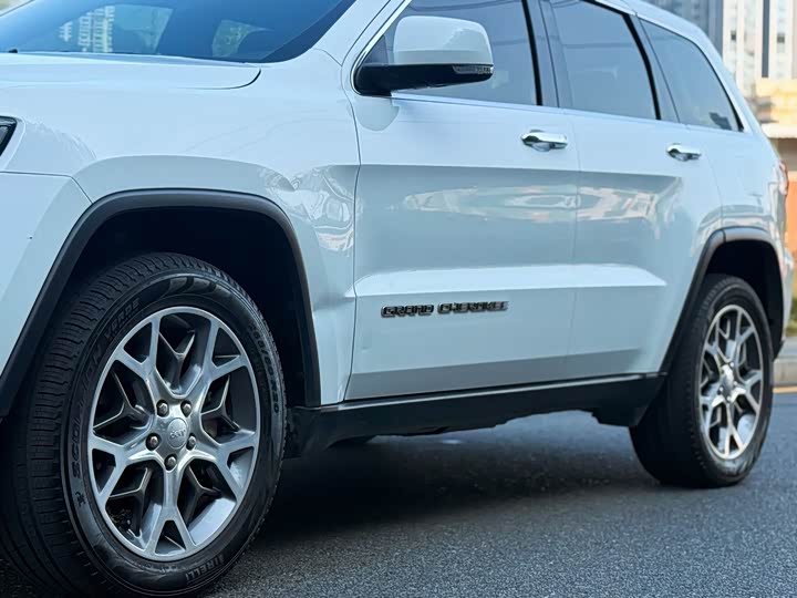 Jeep Grand Cherokee 2021 2021款 3.0L 80周年纪念版