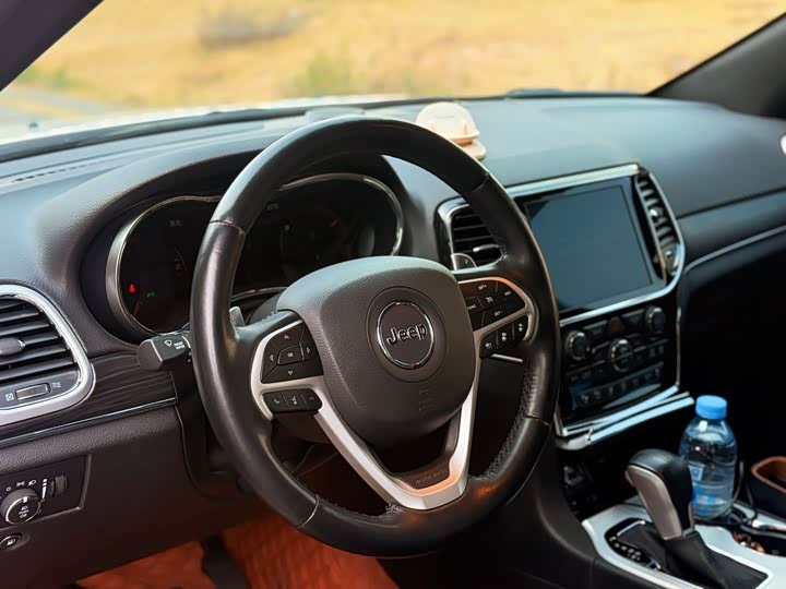 Jeep Grand Cherokee 2021 2021款 3.0L 80周年纪念版