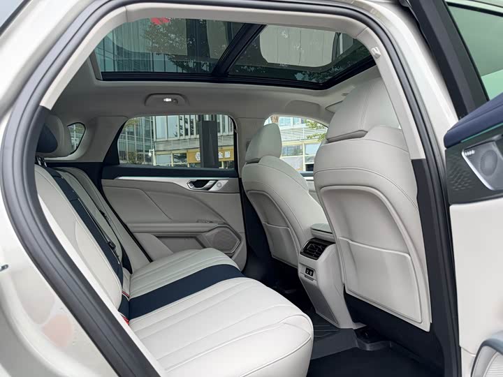 Wey Mocca Hybrid 2024 2024款 Hi4 四驱长续航版