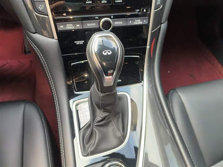 Infiniti Q50L 2021 2021款 2.0T 舒适版