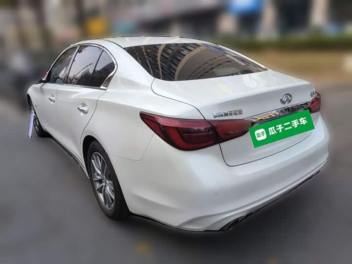 Infiniti Q50L 2021 2021款 2.0T 舒适版