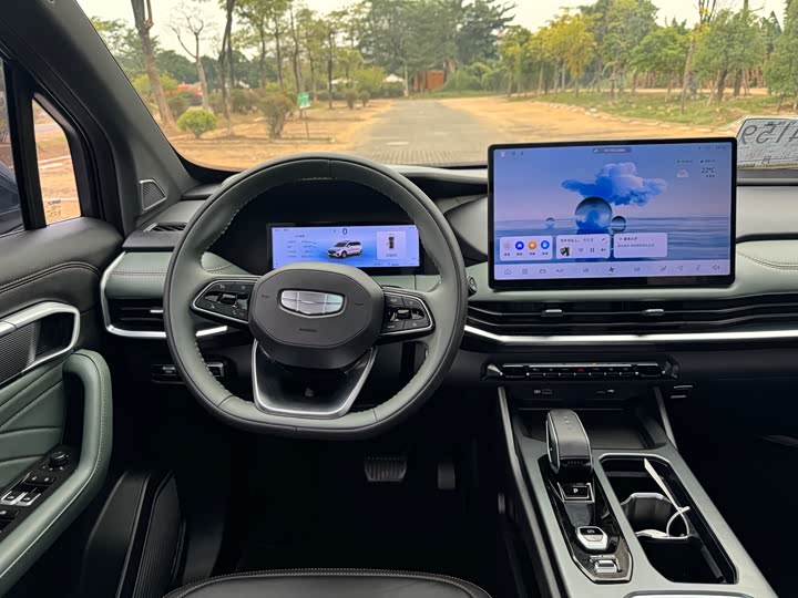 Geely Okavango L 2024 2024款 2.0T DCT尊贵型