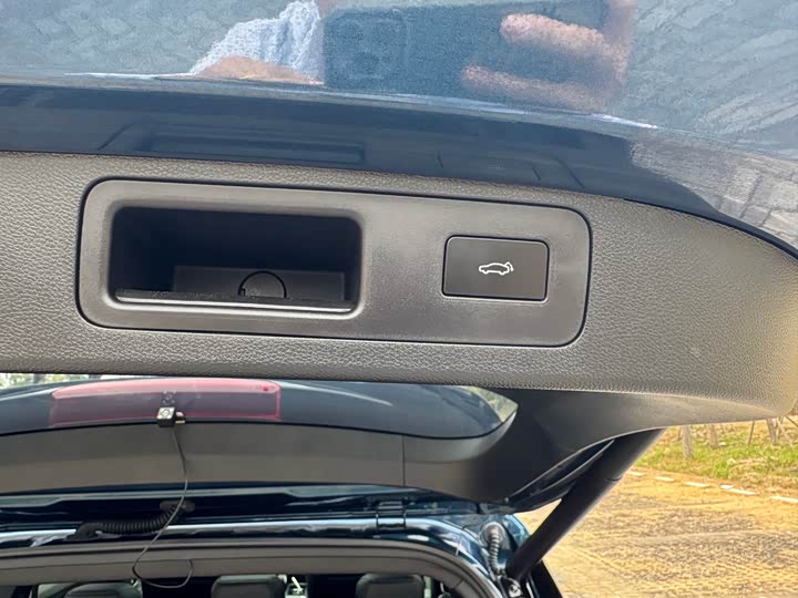 Geely Okavango L 2024 2024款 2.0T DCT尊贵型