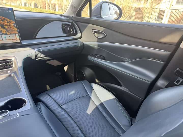 BYD Sea Lion 07 DM-i Hybrid 2025 2025款 150 领航+版