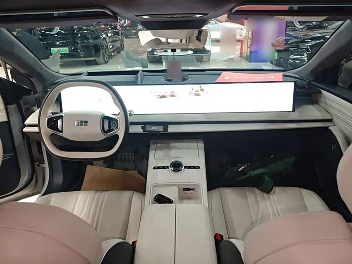 Geely Galaxy E8 2024 2024款 550km 后驱MAX