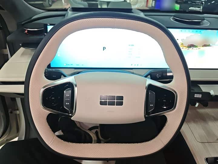 Geely Galaxy E8 2024 2024款 550km 后驱MAX