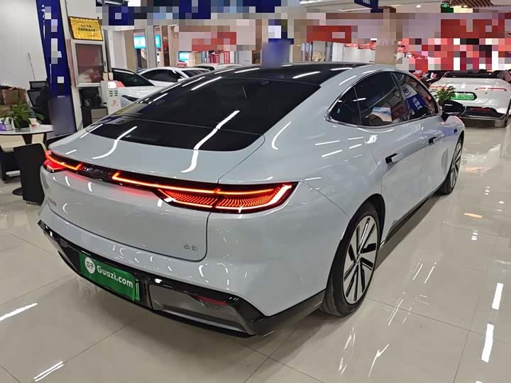 Geely Galaxy E8 2024 2024款 550km 后驱MAX