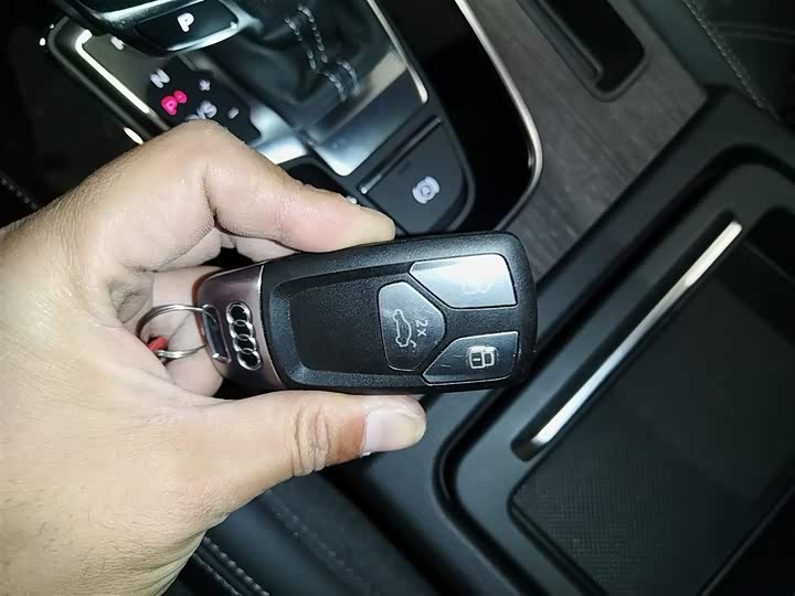 Audi Q5L 2025 2025款 45 TFSI 臻选动感型