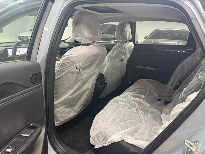 Geely Galaxy L6 2024 2024款 125km PLUS 龙腾版