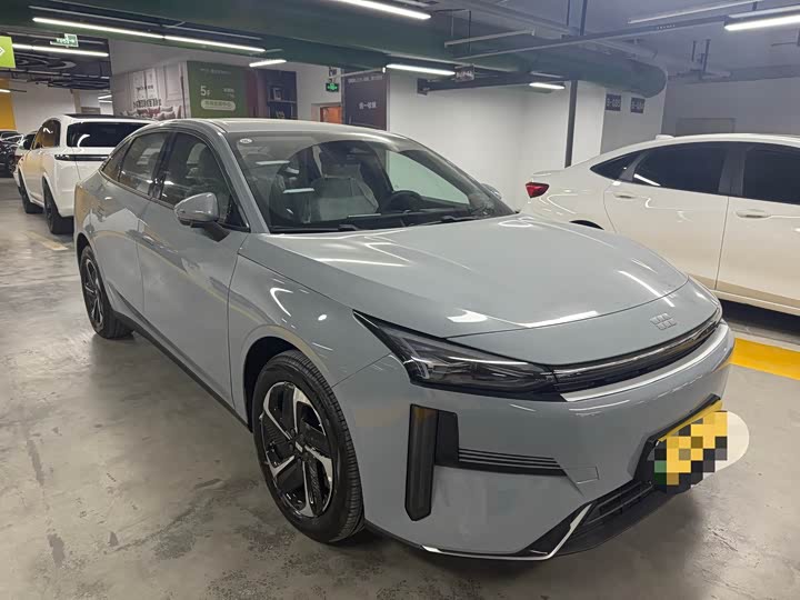 Geely Galaxy L6 2024 2024款 125km PLUS 龙腾版