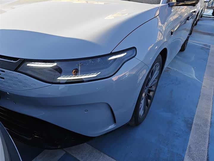 Leapmotor C01 2024 2024款 增程 316尊享版