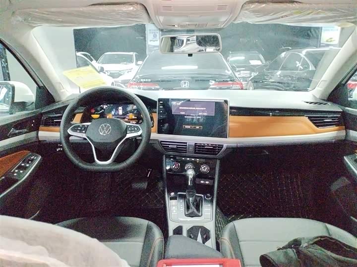 Volkswagen Bora 2025 2025款 改款 200TSI DSG悦行导航版