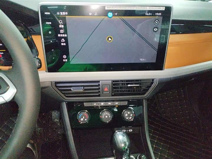 Volkswagen Bora 2025 2025款 改款 200TSI DSG悦行导航版