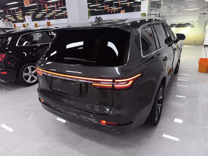 LiXiang One 2021 2021款 增程6座版