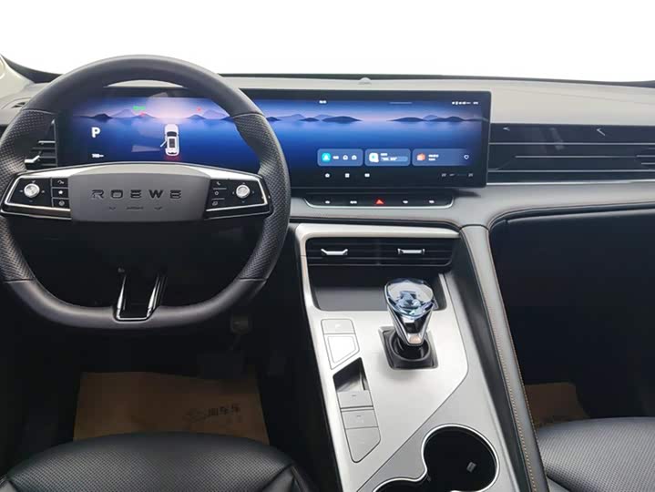 Roewe RX5 2023 2023款 1.5T 尊荣滑屏版