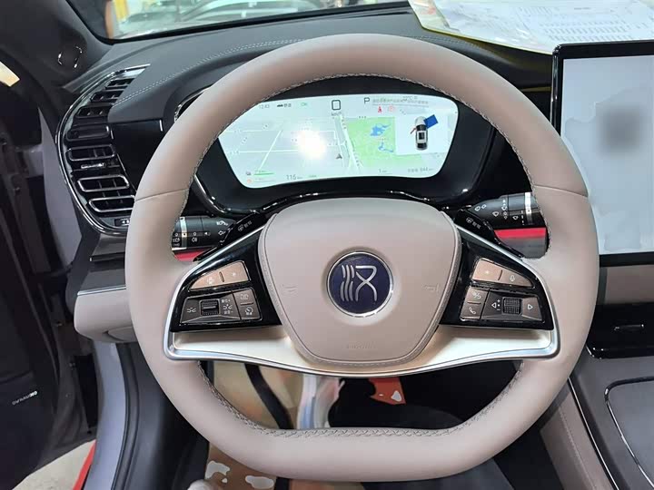 BYD Han 2025 2025款 DM-i 智驾版 125KM激光雷达旗舰型