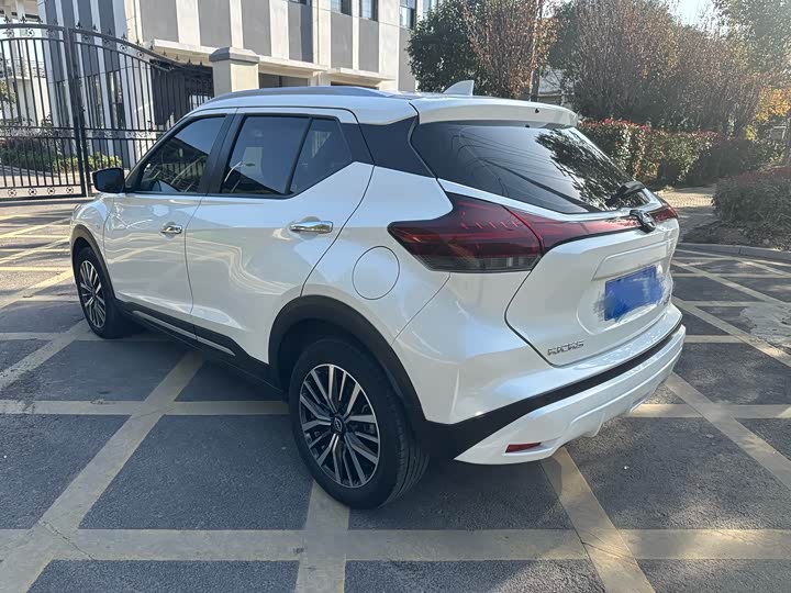 Nissan Kicks 2023 2023款 劲情版 1.5L 应有「劲」有 时尚版